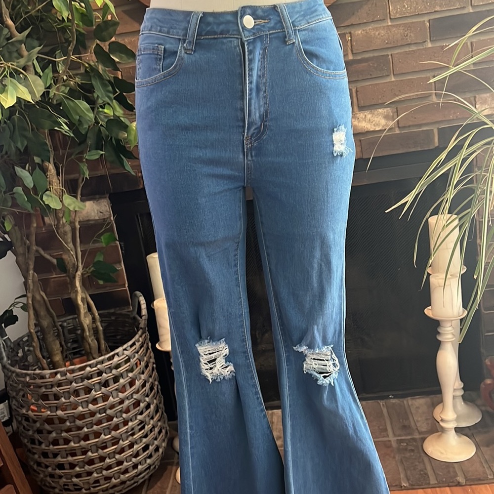 SHEIN Wide & Flare Leg Jeans!๐๐๐ - Picture 5 of 8